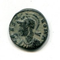 Costantino I (306-337 d.C.): emissioni commemorative, nummus con la lupa che allatta Romolo e Remo, zecca di Eraclea (RIC#124)
