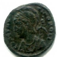 Costantino I (306-337 d.C.): follis "CONSTANTINOPOLIS" zecca di Heraclea (RIC#120), gr. 2,08, 18 mm.
