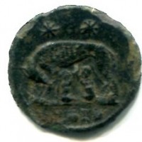 Costantino I (306-337 d.C.): follis "VRBS ROMA" zecca di Siscia, gr. 1,86  (RIC#222), diametro 19 mm.
